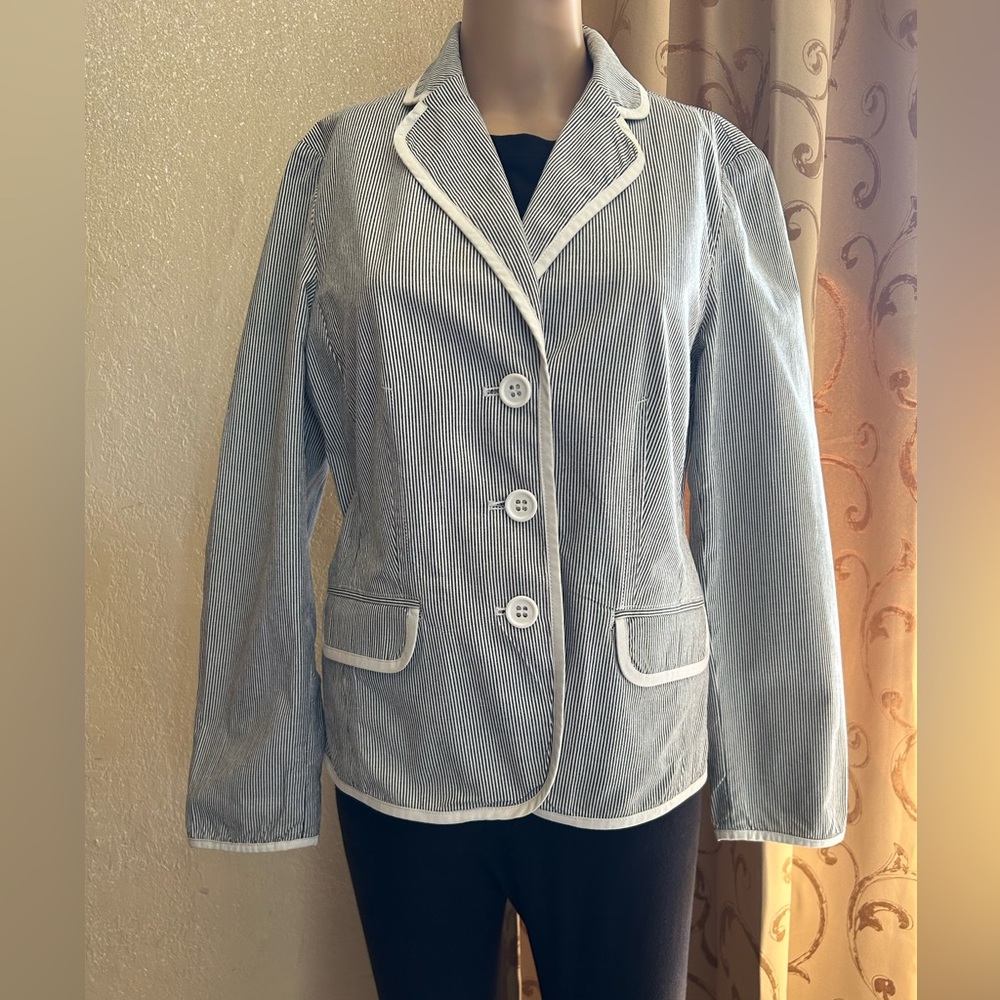 Liz Claiborne, Women’s Blue & White Striped Blazer, US Size 12P